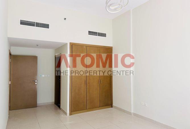 Next to Metro Station I Spacious 1BR I Unfurnished