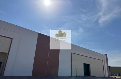 Warehouse - Studio - 1 Bathroom for rent in Umm Al Thuoob - Umm Al Quwain