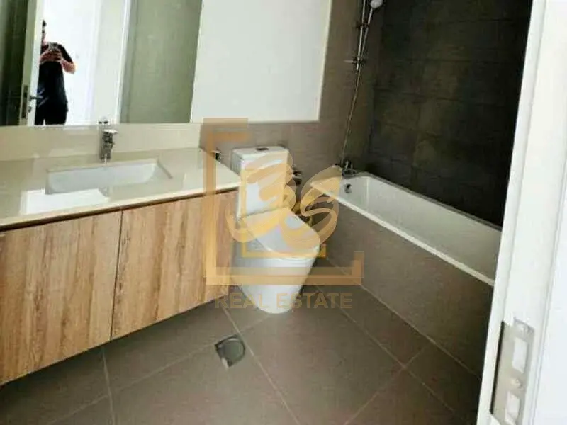 End Unit | Single Row | Park Facing by 209908 