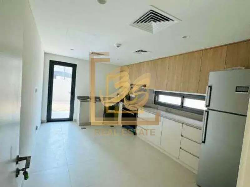 End Unit | Single Row | Park Facing by 209908 