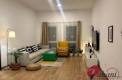 شقة - غرفة نوم - 2 حمامات للبيع في مبنى 183 - طراز مغولي - ديسكفري جاردنز - دبي