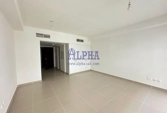 148620800 - Property Image 3