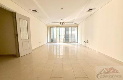 Apartment - 2 - 3 for rent in Al Nada Tower - Al Nahda - Sharjah