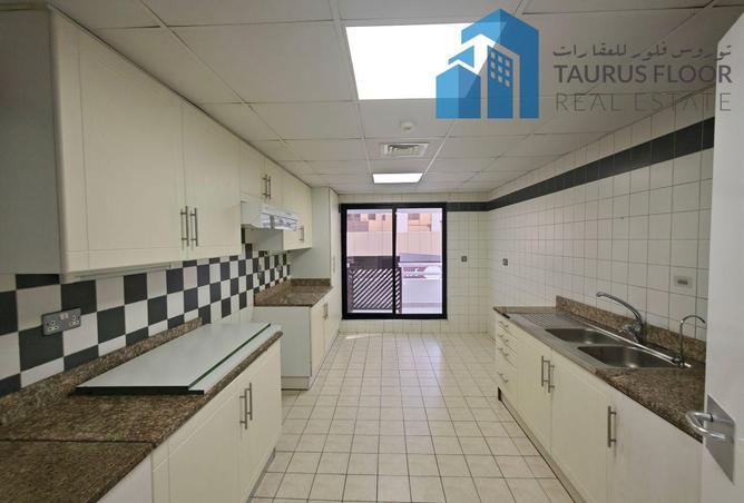 105132145 - Property Image 3