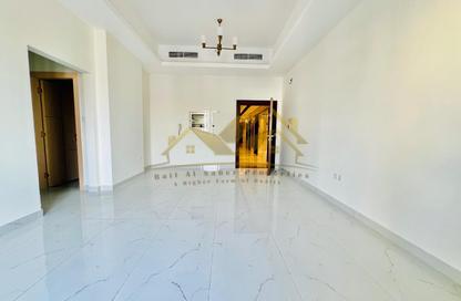 Apartment - 2 Bedrooms - 3 Bathrooms for rent in Jumeirah Garden City - Al Satwa - Dubai