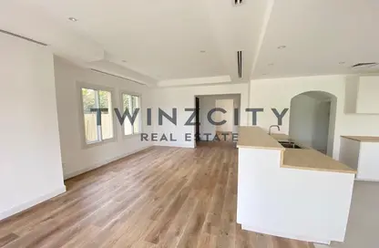 فيلا - 3 غرف نوم - 2 حمامات للايجار في الينابيع 7 - الينابيع - دبي