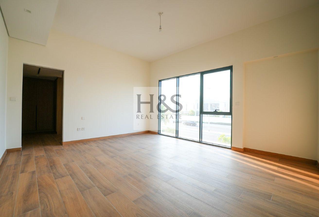 Type A Large | Close to amenities |Single Row photo 14