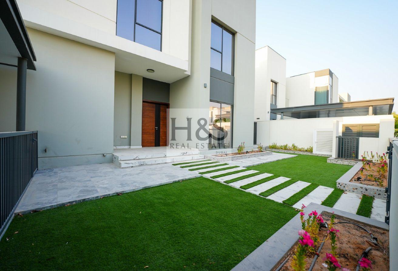 Type A Large | Close to amenities |Single Row photo 25