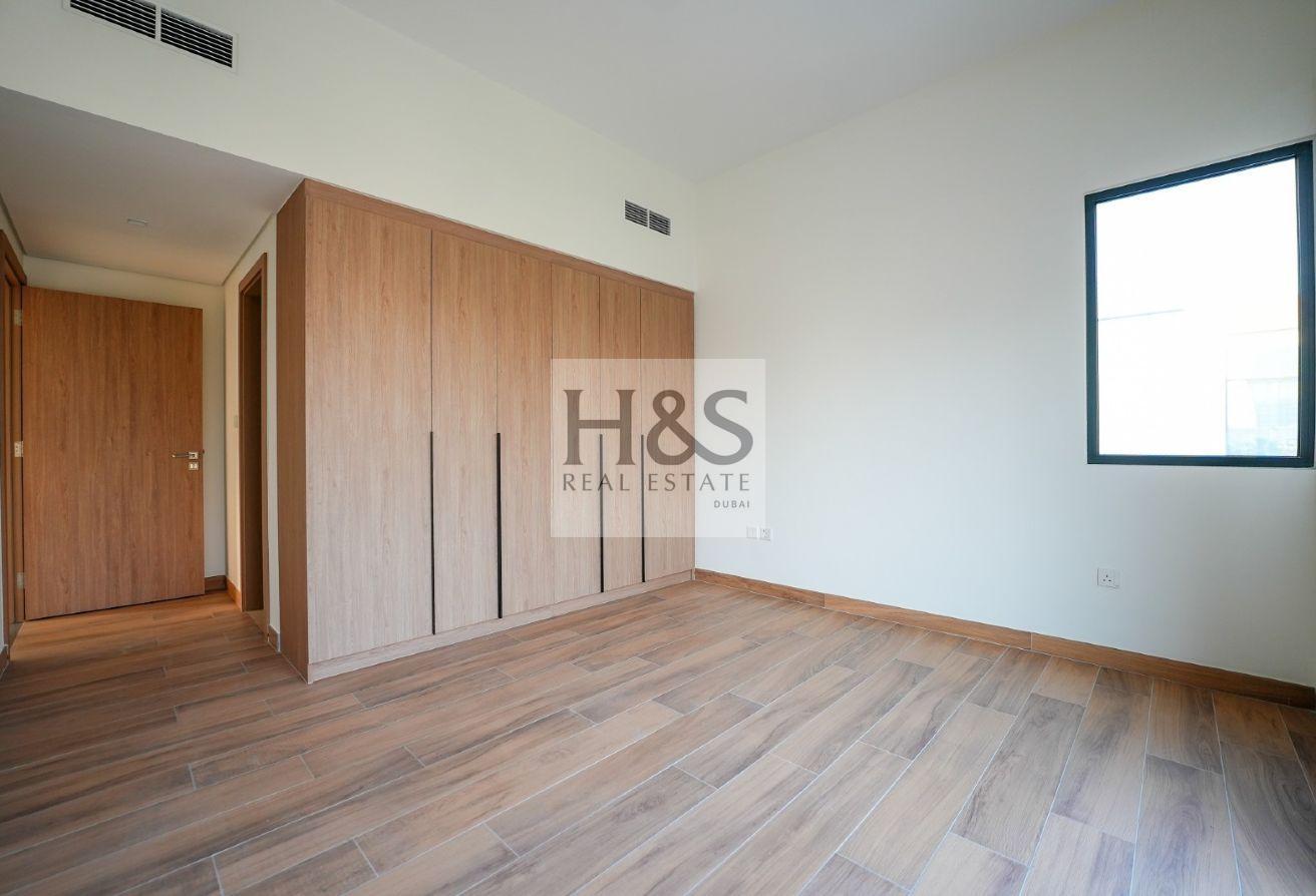 Type A Large | Close to amenities |Single Row photo 17