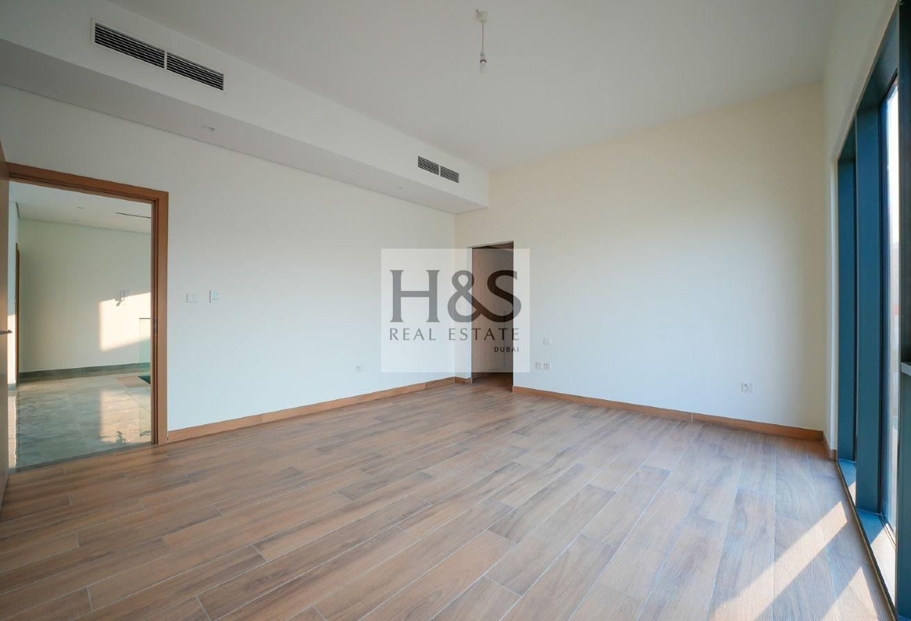 Type A Large | Close to amenities |Single Row photo 19