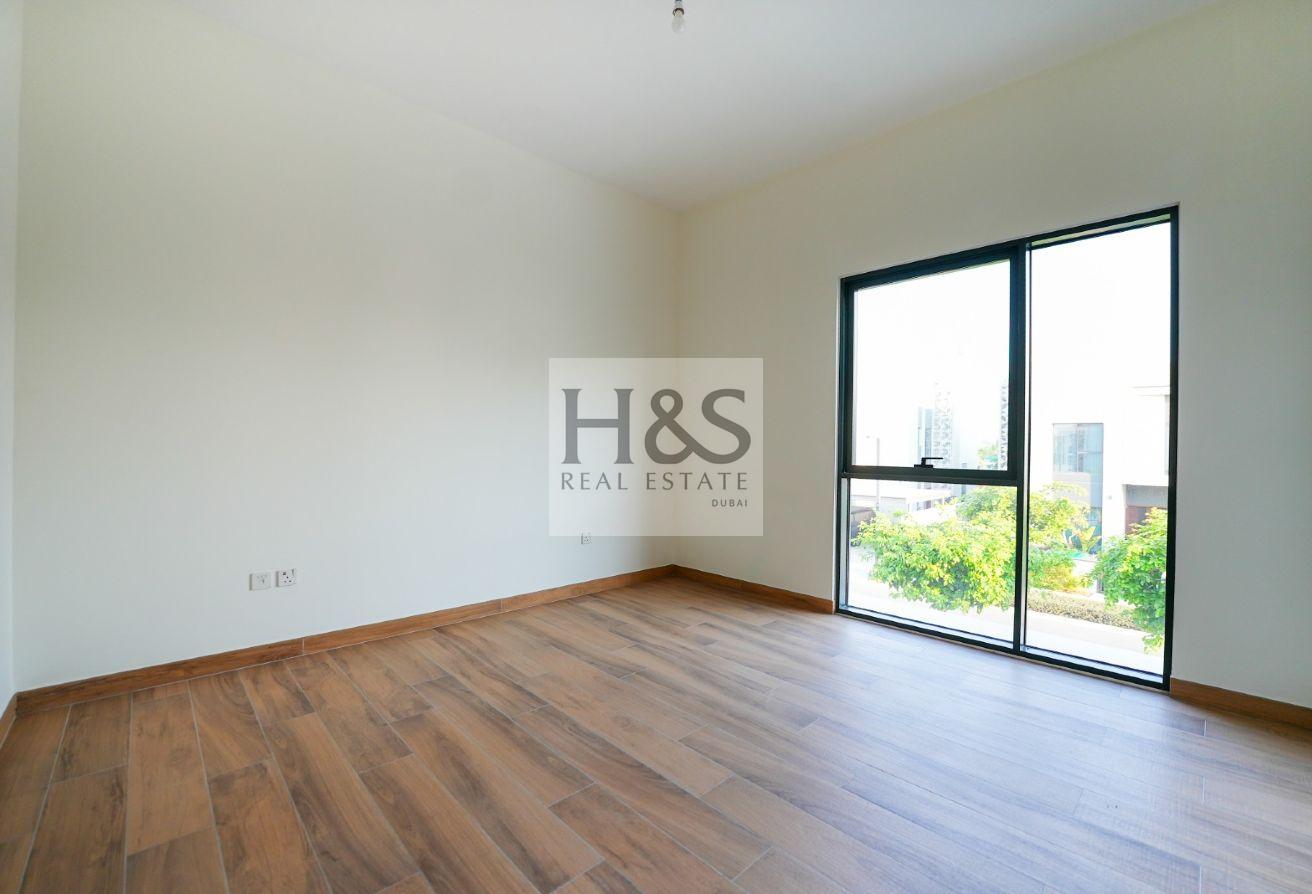 Type A Large | Close to amenities |Single Row photo 7