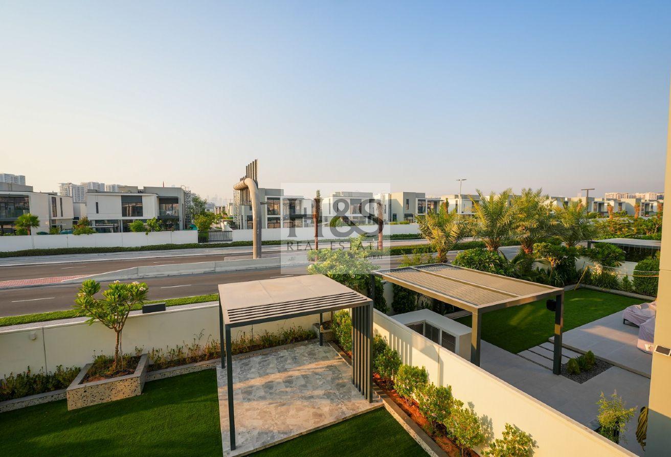 Type A Large | Close to amenities |Single Row photo 23