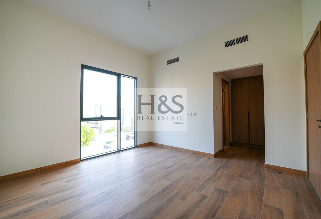 Type A Large | Close to amenities |Single Row photo 18