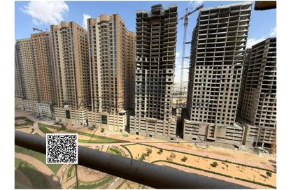Apartment - 2 Bedrooms - 2 Bathrooms for rent in Emirates Lake Tower 1 - Emirates Lake Towers - Emirates City - Ajman