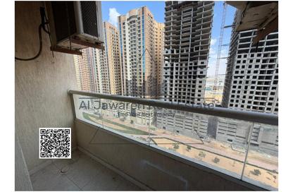 Apartment - 2 Bedrooms - 2 Bathrooms for rent in Emirates Lake Tower 1 - Emirates Lake Towers - Emirates City - Ajman