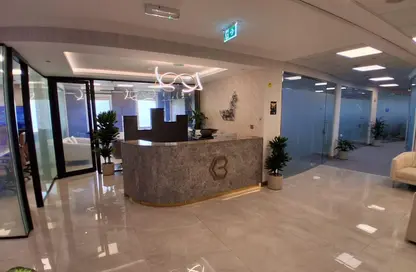 Business Centre - Studio - 4 Bathrooms for rent in Sheikh Rashid Tower - World Trade Center - Dubai