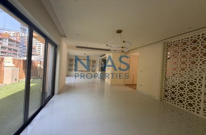 Townhouse - 4 - 5 for rent in Bloomingdale - Dubai Sports City - Dubai Townhouse - 4 - 5 for rent in Bloomingdale - Dubai Sports City - Dubai
