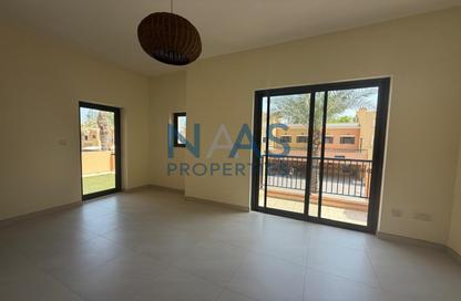 Townhouse - 4 - 5 for rent in Bloomingdale - Dubai Sports City - Dubai