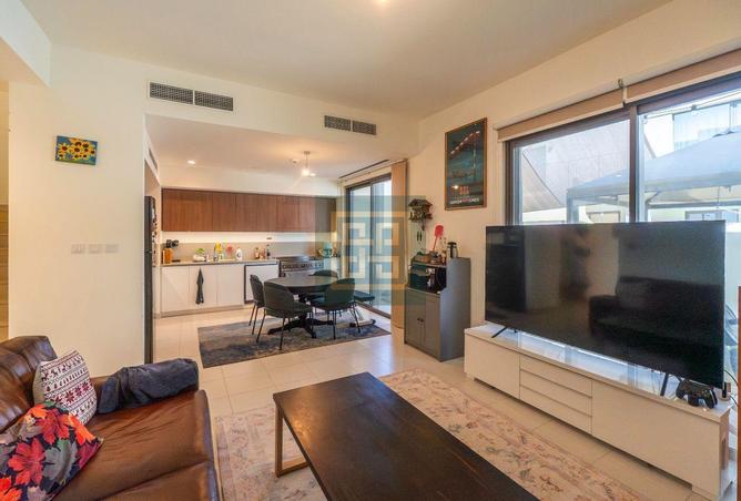 88734667 - Property Image 2