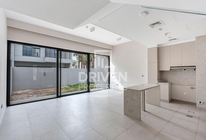 74619385 - Property Image 3