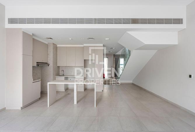 74619385 - Property Main Image