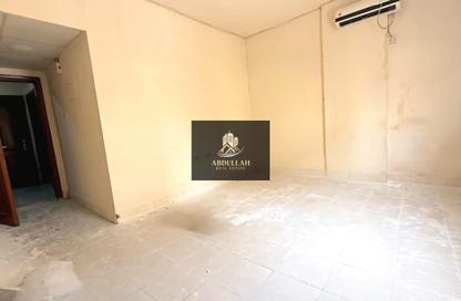 Apartment - Studio - 1 Bathroom for rent in Muwaileh 29 Building - Muwaileh - Sharjah