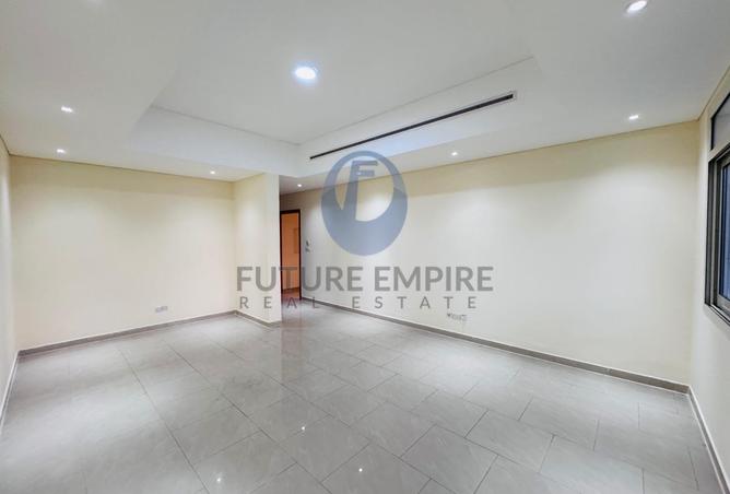 125651778 - Property Image 2