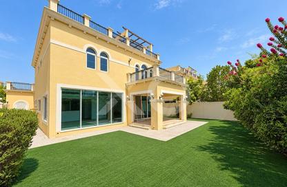 Villa - 4 - 4 for rent in Legacy Nova Villas - District 9 - Jumeirah Park - Dubai