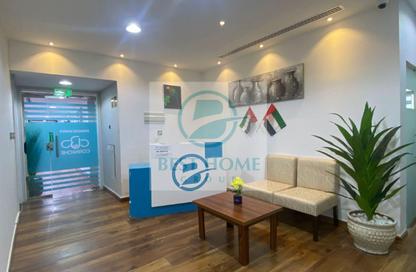 Office Space - Studio - 6 Bathrooms for rent in Corniche View Tower - Corniche Road - Abu Dhabi