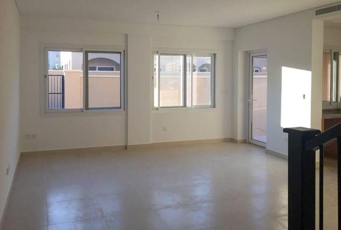 105953220 - Property Image 2