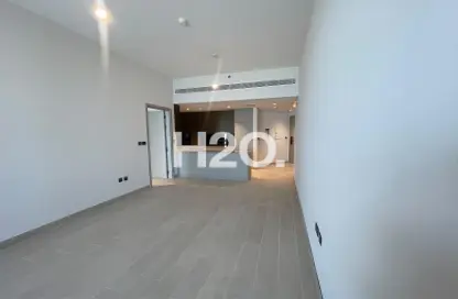 Apartment - 1 Bedroom - 2 Bathrooms for rent in Regalia By Deyaar - Business Bay - Dubai