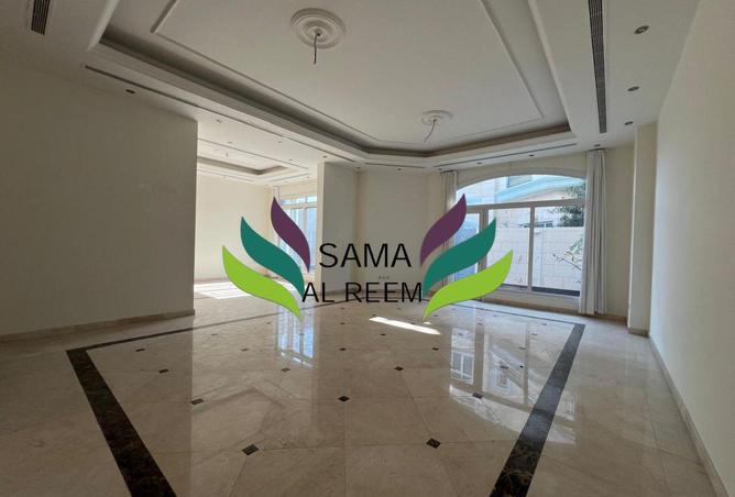 114154232 - Property Image 3