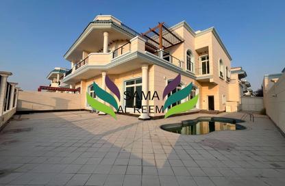 Villa - 5 Bedrooms - 5 Bathrooms for rent in Umm Suqeim 2 Villas - Umm Suqeim 2 - Umm Suqeim - Dubai