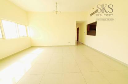Apartment - 2 Bedrooms - 3 Bathrooms for rent in Lulu Building - Al Barsha 1 - Al Barsha - Dubai