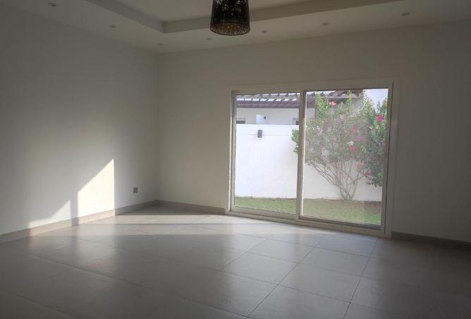 98264574 - Property Image 3