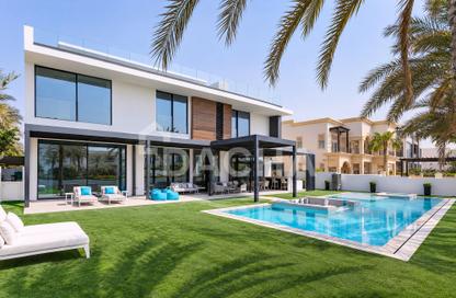Villa - 5 - 7 for sale in Sector W - Emirates Hills - Dubai