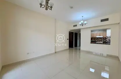 Apartment - 1 Bedroom - 2 Bathrooms for rent in Sandy Fox - District 12 - Jumeirah Village Circle - Dubai