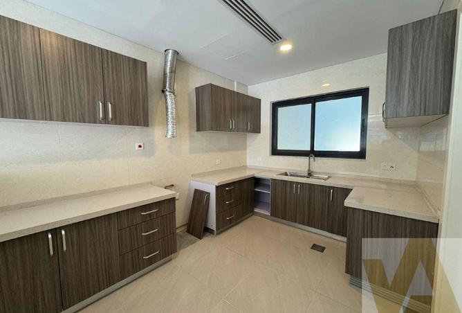 71923648 - Property Image 3