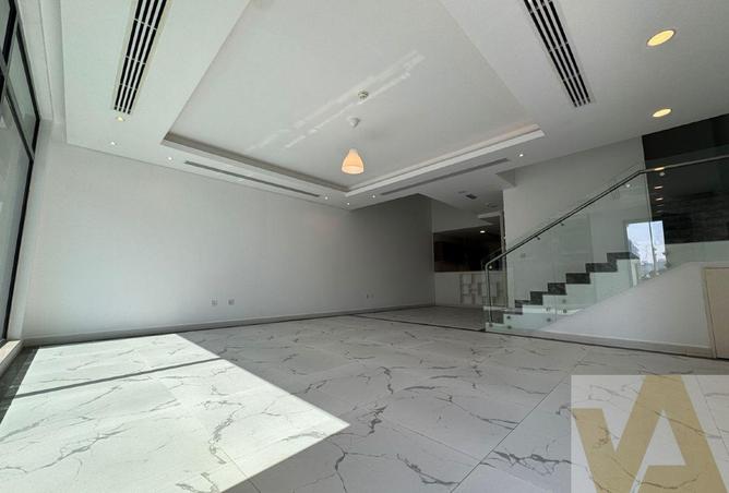 71923648 - Property Image 2