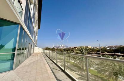 Townhouse - 4 - 5 for rent in Rawdhat Abu Dhabi - Abu Dhabi
