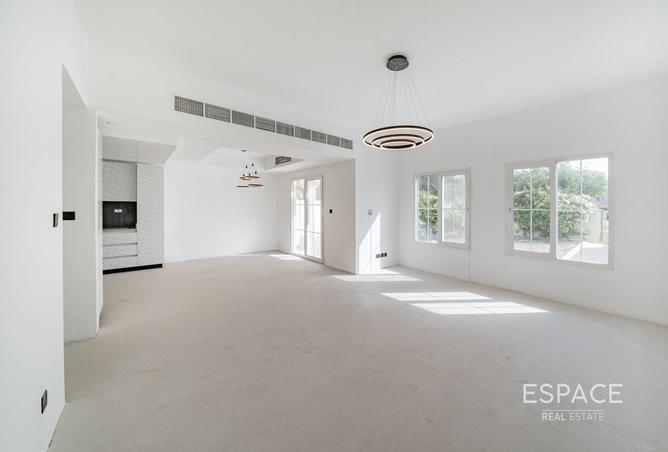 85741612 - Property Image 2
