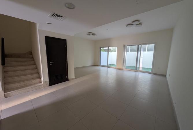 2OuAAxz05Sq - Property Main Image