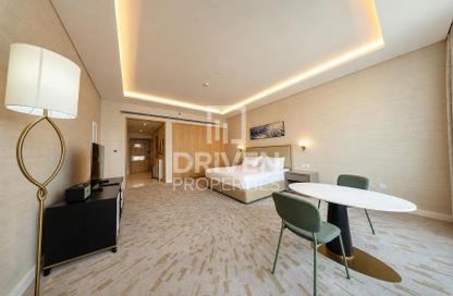 Apartment - Studio - 1 Bathroom for sale in The Palm Tower - Palm Jumeirah - Dubai