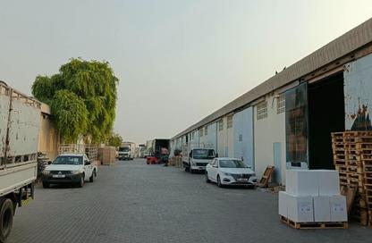 Warehouse - Studio for rent in Ras Al Khor Industrial 2 - Ras Al Khor - Dubai