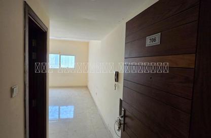 Apartment - 2 Bedrooms - 2 Bathrooms for rent in Yasmeen Tower - Al Majaz 2 - Al Majaz - Sharjah Apartment - 2 Bedrooms - 2 Bathrooms for rent in Yasmeen Tower - Al Majaz 2 - Al Majaz - Sharjah