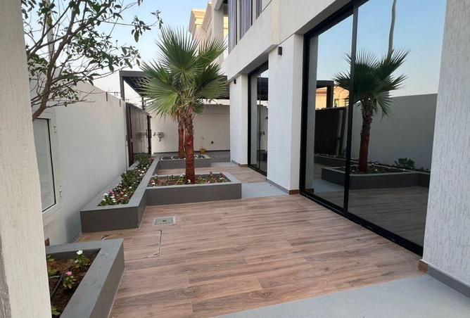 60532575 - صورة العقار 2