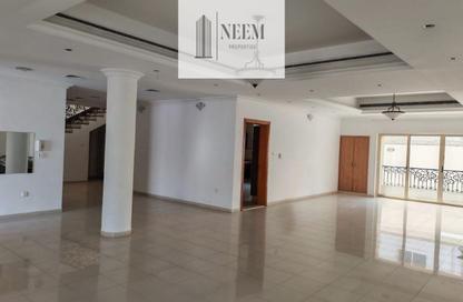 Villa - 5 - 5 for rent in Umm Suqeim 1 Villas - Umm Suqeim 1 - Umm Suqeim - Dubai