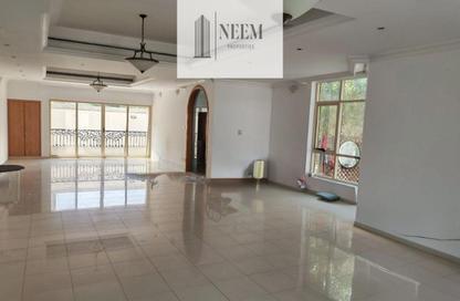 Villa - 5 - 5 for rent in Umm Suqeim 1 Villas - Umm Suqeim 1 - Umm Suqeim - Dubai