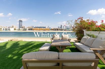 Villa - 4 - 5 for sale in Garden Homes Frond O - Garden Homes - Palm Jumeirah - Dubai