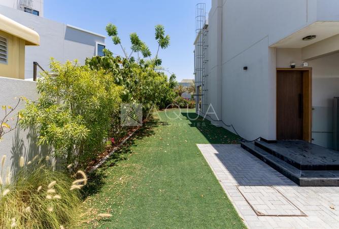 98693897 - Property Image 3